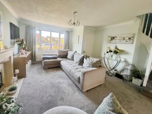 Lounge- click for photo gallery